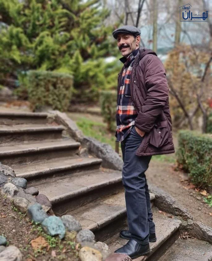 ایفای نقش علیرضا مهران در سریال مرد سه هزار چهره ایفای نقش علیرضا مهران در سریال مرد سه هزار چهره