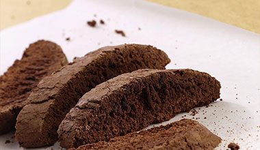 مواد لازم و طرز تهیه انواع بیسکاتی یا همان بیسکویت سنتی ایتالیایی خوشمزه طرز تهیه انواع بیسکاتی