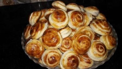 طرز تهیه و مواد لازم برای تهیه پیراشکی خوشمزه گردویی پیراشکی گردویی