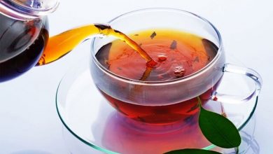 لکه چربی روی چایی به چه دلیل است و چگونه برطرف می شود ؟ لکه های روی چایی