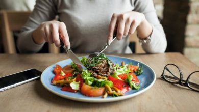 چندین عادت غذایی عجیب و غریبِ ستارههای سینما عادت غذایی