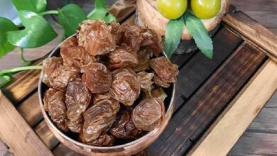 روشی ساده برای خشک کردن گوجه سبز در تابستان خشک کردن گوجه سبز