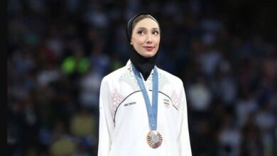 عکس مبینا نعمت زاده کنار نوید محمدزاده حاشیه ساز شد بیوگرافی مبینا نعمت زاده