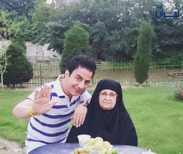 رابطه عاطفی عمو پورنگ با مادرش