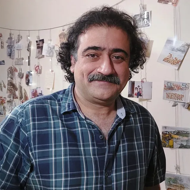 کمدی ارتباطات و حضور در تئاتر شهر کمدی ارتباطات و حضور در تئاتر شهر